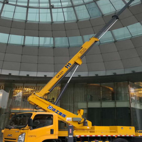 解放附近高空作业车租赁｜安全设备租赁｜高空安装|工程定制化方案｜亿立达设备租赁